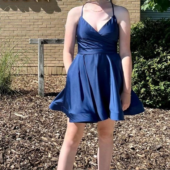 Dress Size 4 Prom Grad - Picture 1 of 8